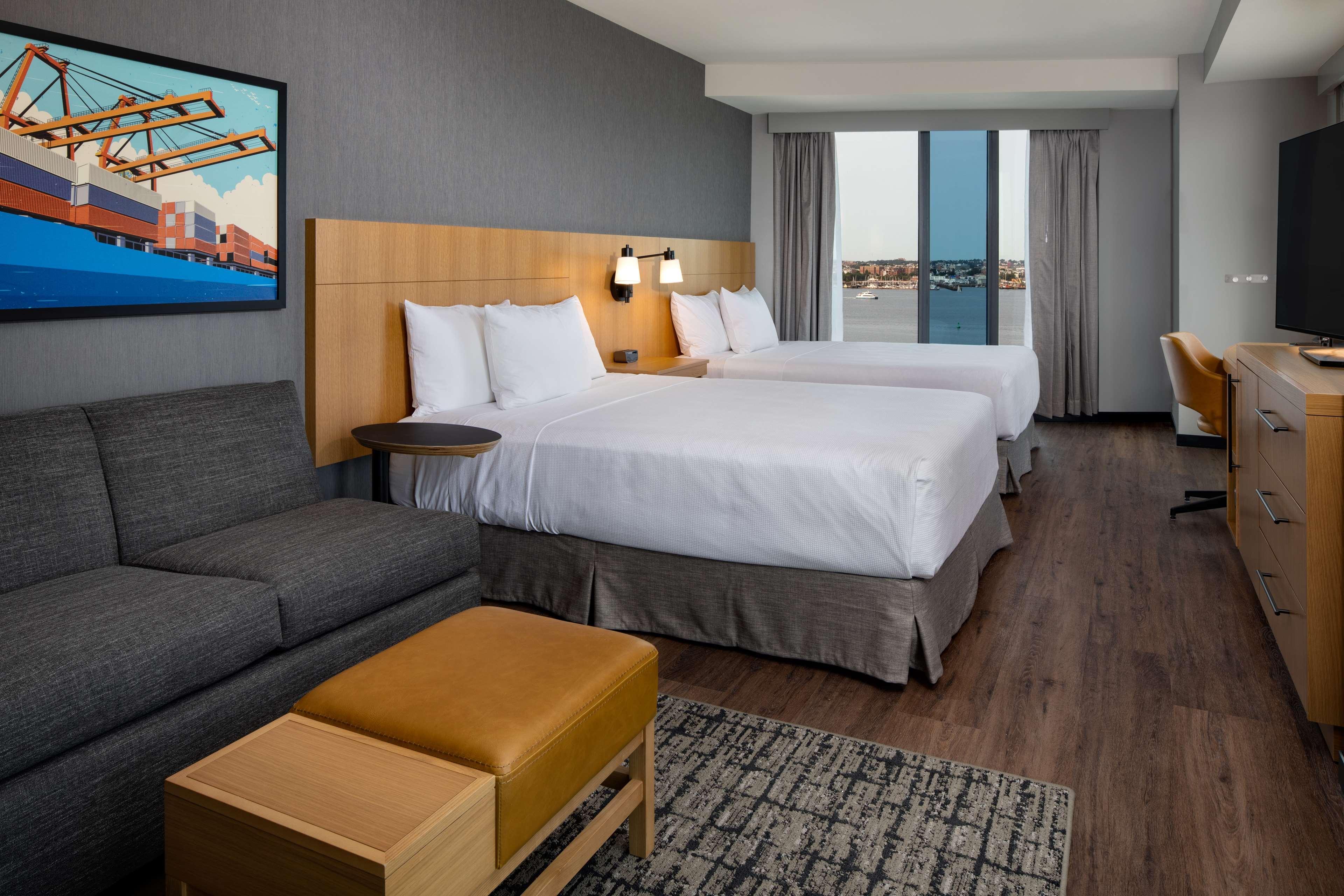 Hyatt Place Boston/Seaport District Экстерьер фото