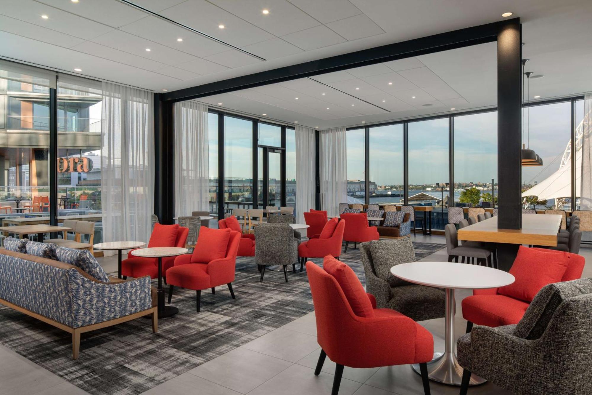 Hyatt Place Boston/Seaport District Экстерьер фото